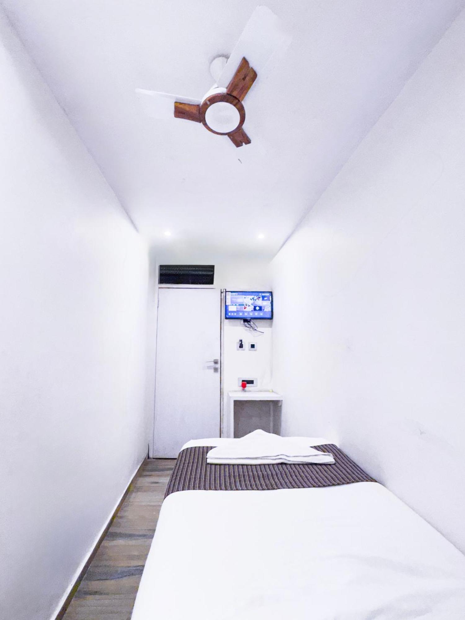Hotel Winton Mumbai Dış mekan fotoğraf