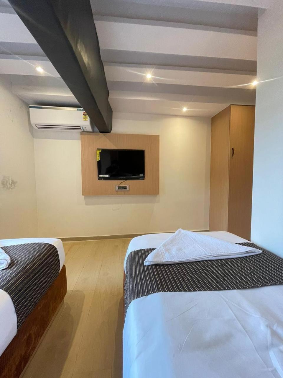 Hotel Winton Mumbai Dış mekan fotoğraf