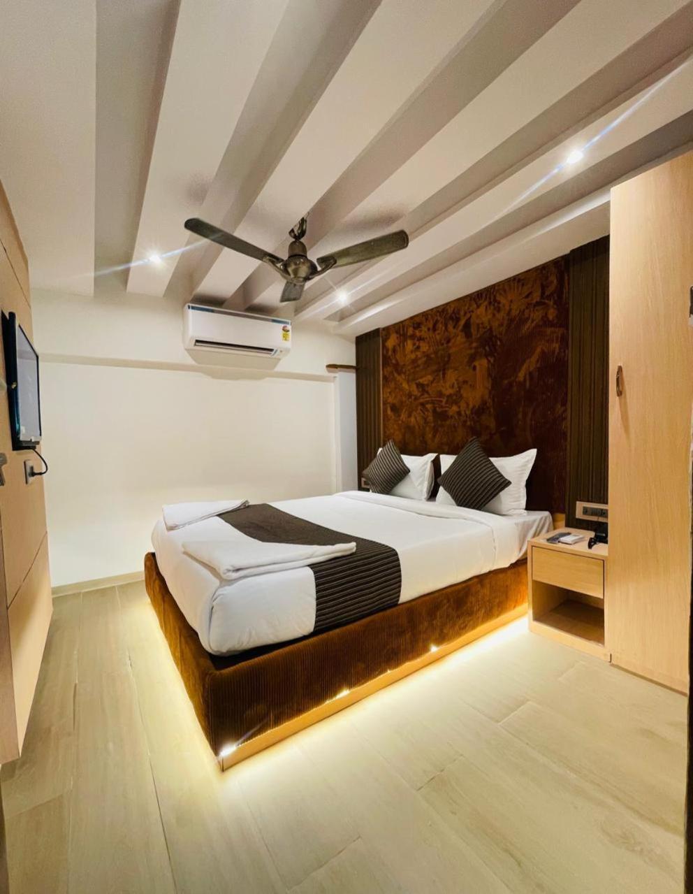 Hotel Winton Mumbai Dış mekan fotoğraf