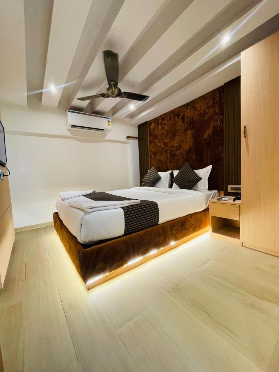 Hotel Winton Mumbai Dış mekan fotoğraf